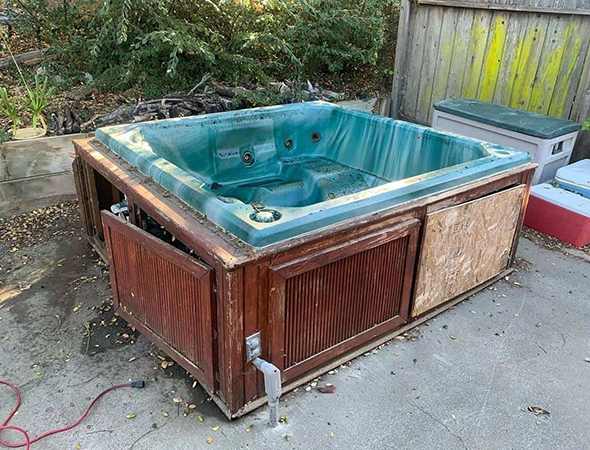 Hot Tub Removal Service in Bradenton FL